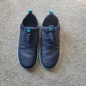 Cloves blue sneakers s 9 Healthcare